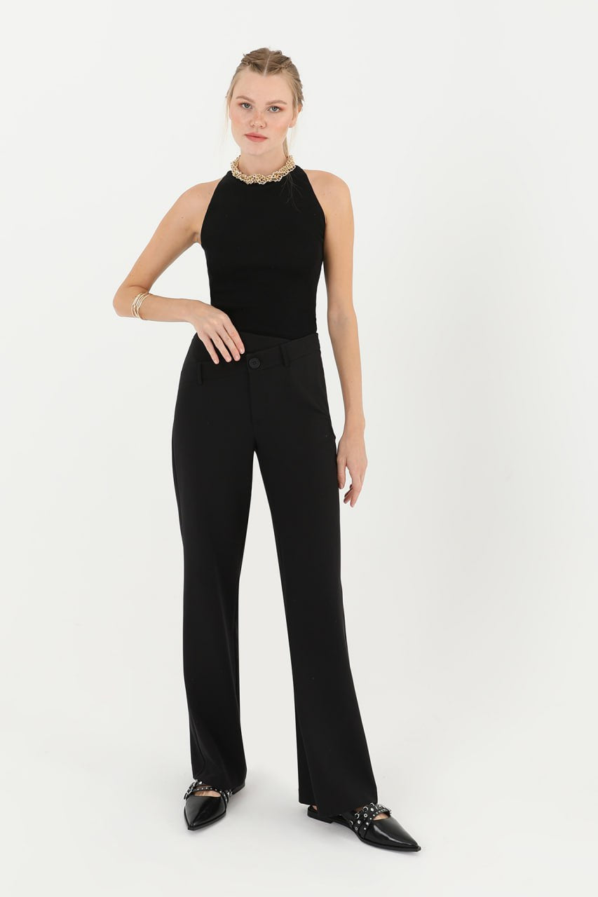 Kadın Yuvarlak Yaka Sıfır Kollu Bluz  - 31860BLZ