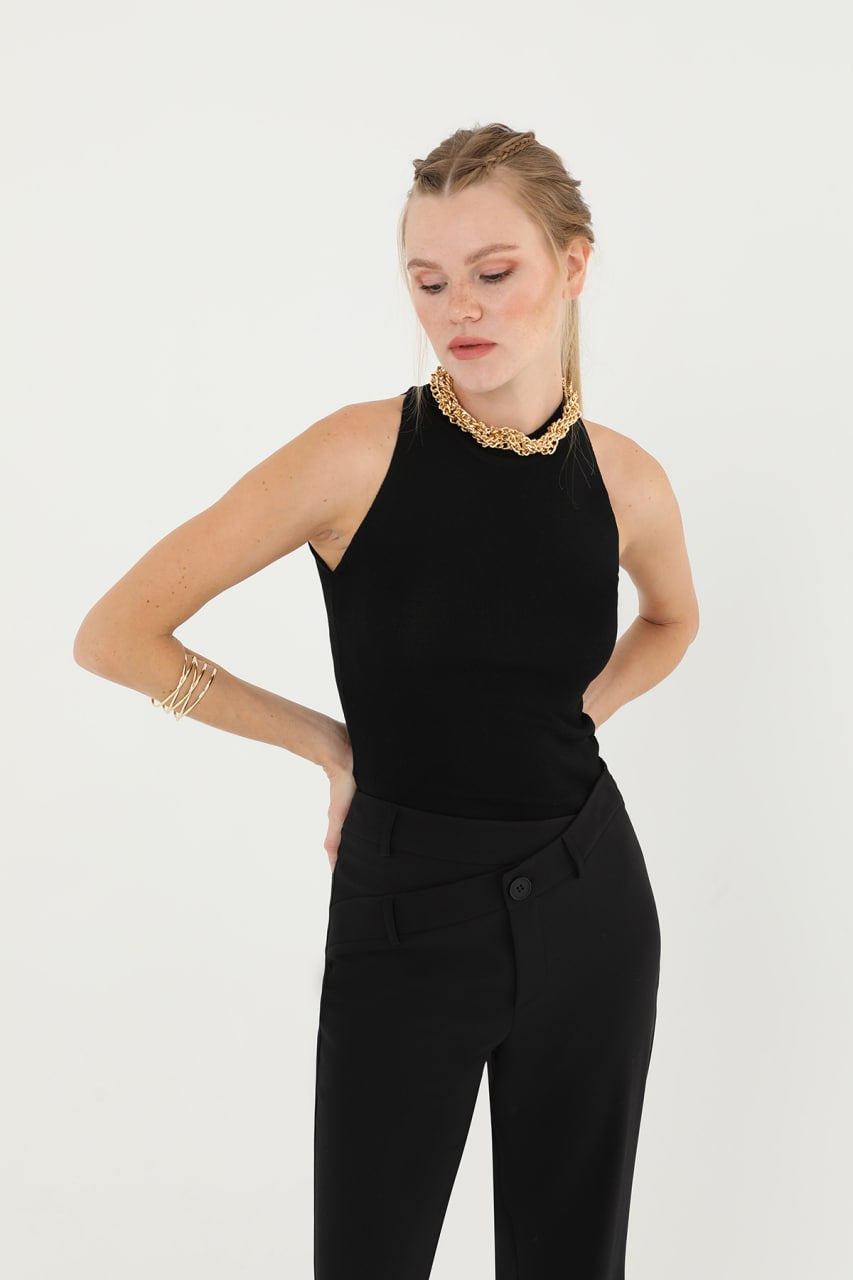 Kadın Yuvarlak Yaka Sıfır Kollu Bluz  - 31860BLZ