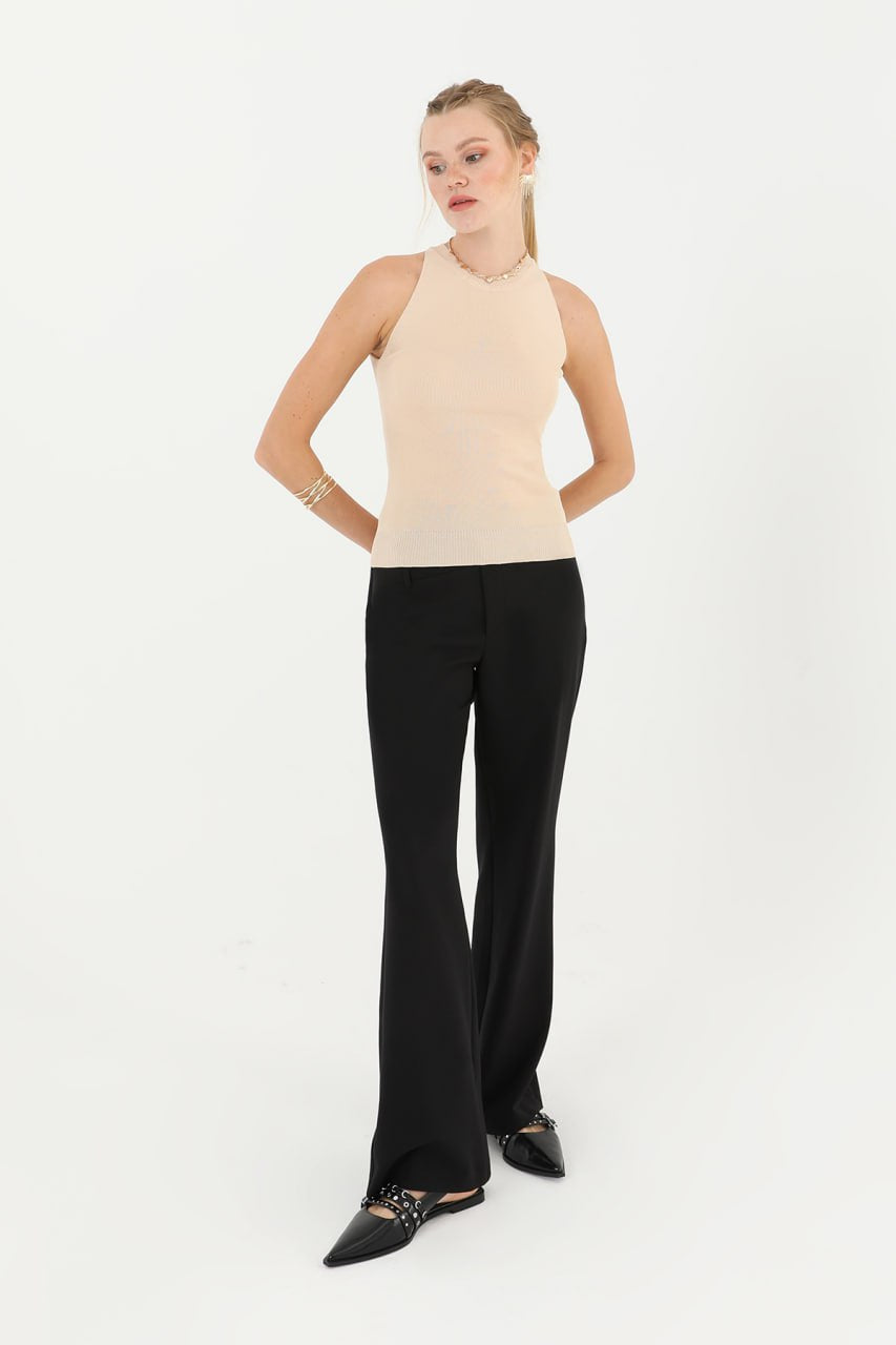 Kadın Yuvarlak Yaka Sıfır Kollu Bluz  - 31860BLZ